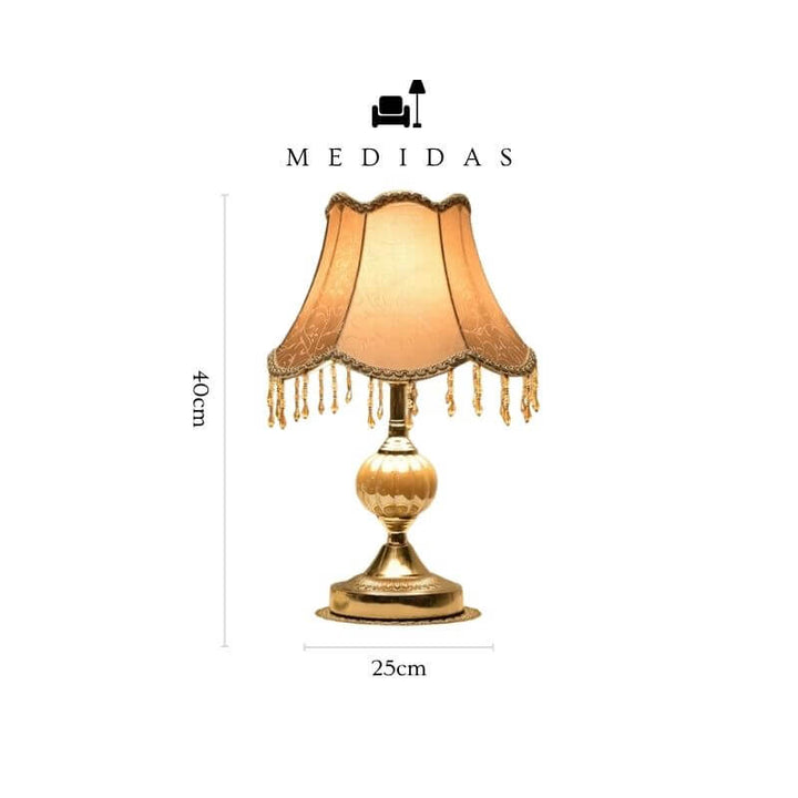 Abajur retrô de metal com acabamento vintage ideal para sala de estar